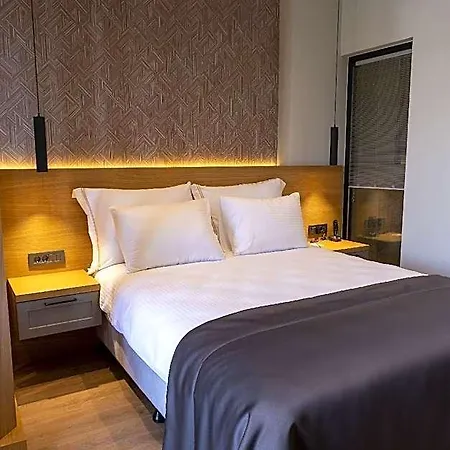 Celeste Bella Luxury & 酒店 3*